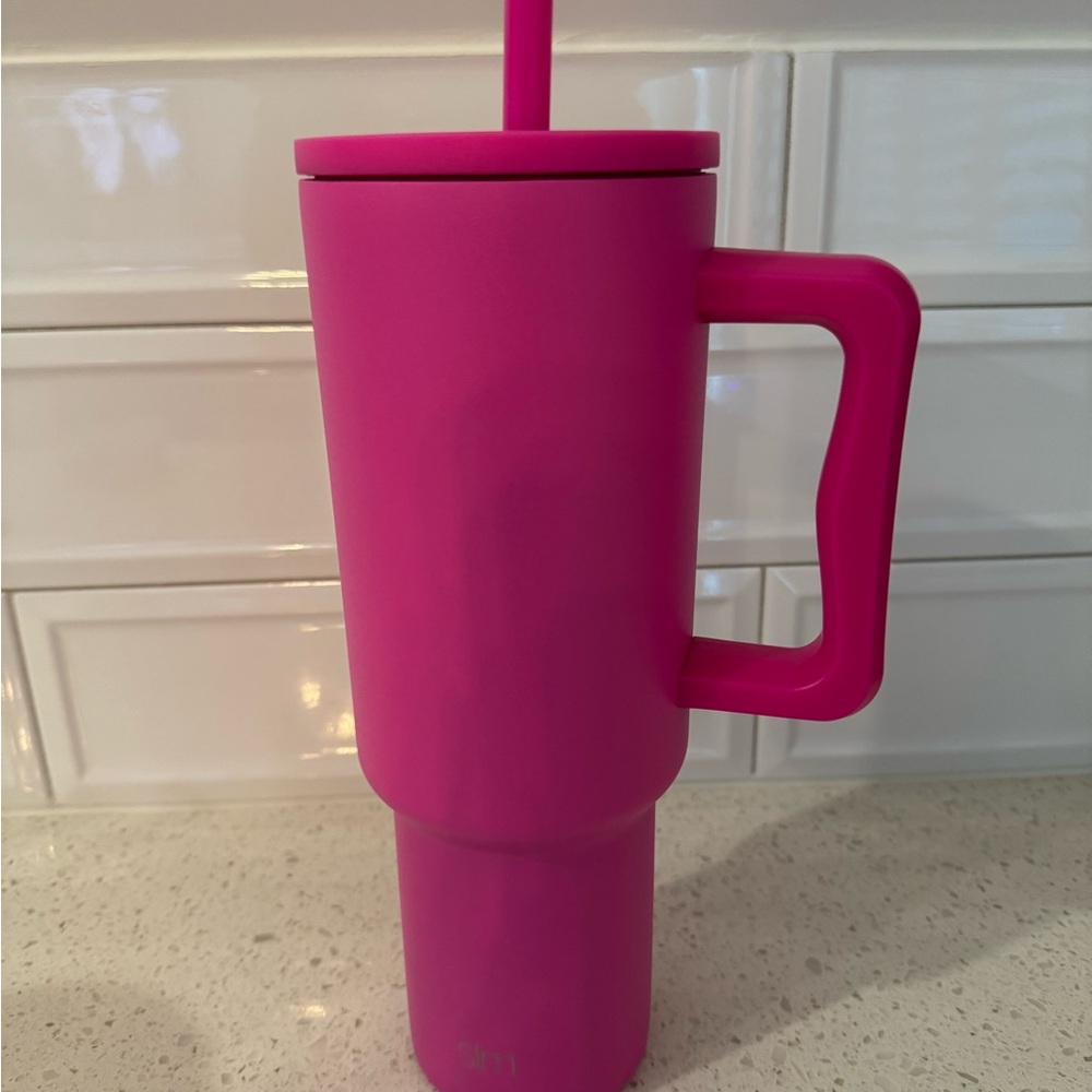 Simple Modern 40oz Pink Tumbler with Handle & 2 straws